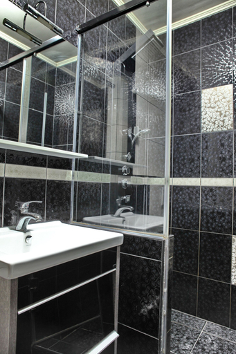 Bathroom 4, Vila Terazije, Belgrade