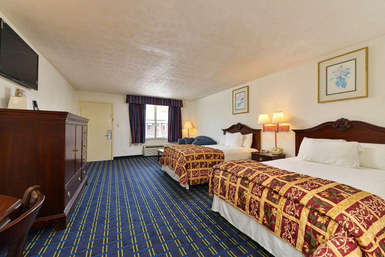 Bedroom 5, Americas Best Value Inn & Suites South Boston, Halifax