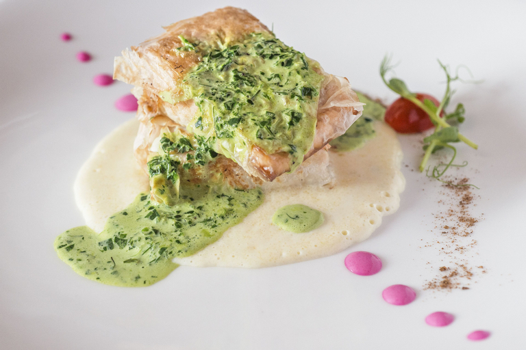 Food & Drinks 9