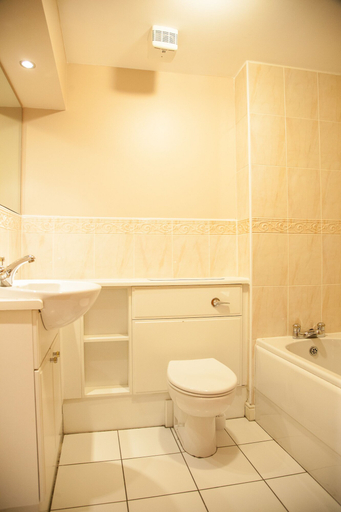 Bathroom 4, Royal Mile Accommodation, Edinburgh