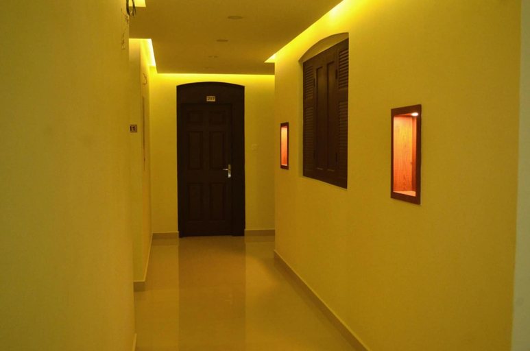Others 5, Prathiba Heritage, Thiruvananthapuram