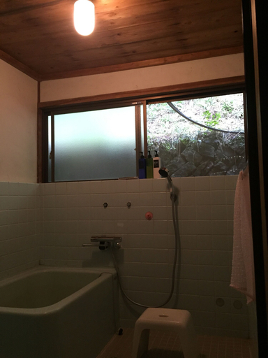 Bathroom 4, Kumano Kodo Winery Guest House, Kyōtanabe