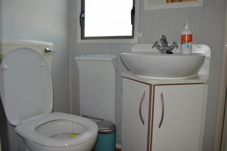 Bathroom, Luxury 3 Bed Caravan Lakes - Haven Site, Cumbria