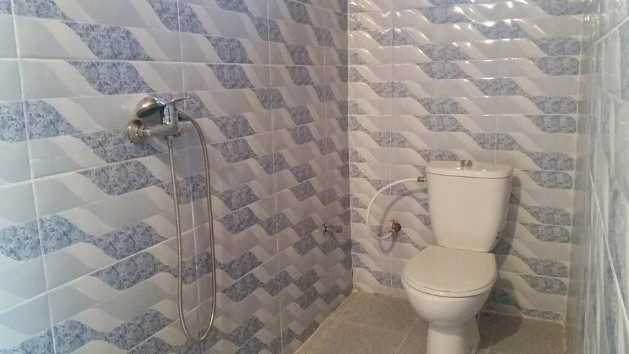 Bathroom 4, Gamra camp, Errachidia