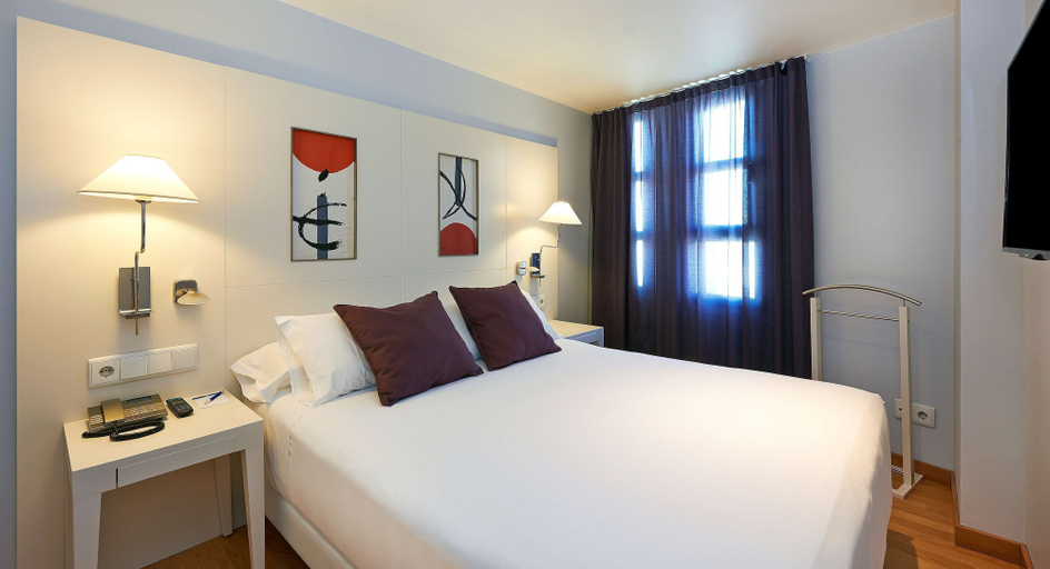 Bedroom 3, NH Valencia Las Artes, Valencia