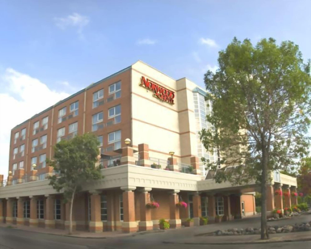 Exterior & Views 2, Norwood Hotel, Division No. 11