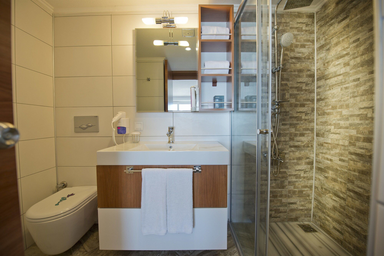 Bathroom 4, Flora Garden Beach Club - All inclusive, Manavgat
