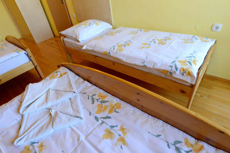 Bedroom 2, Guest House Koprivnik, Zrece