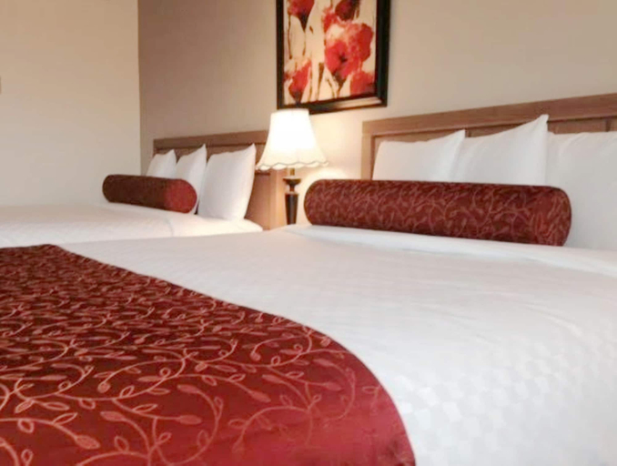 Bedroom 4, Auberge Du Grand Lac, Memphrémagog