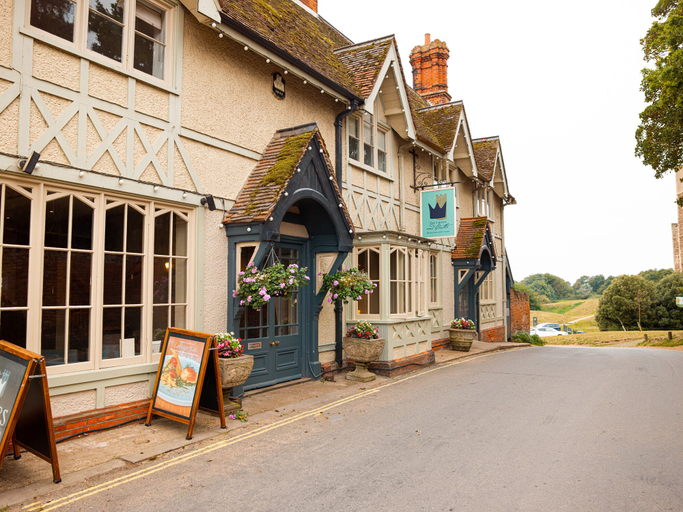 Exterior & Views 2, Crown and Castle, Suffolk