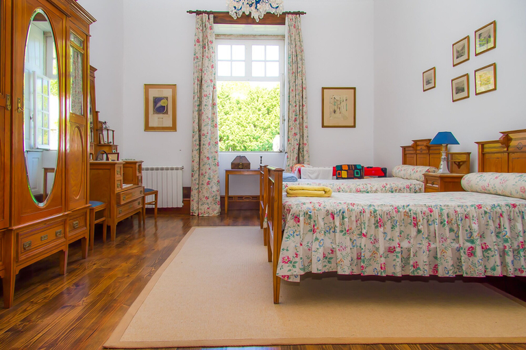 Bedroom 3, Liiiving in Ofir - Manor Pool House, Esposende