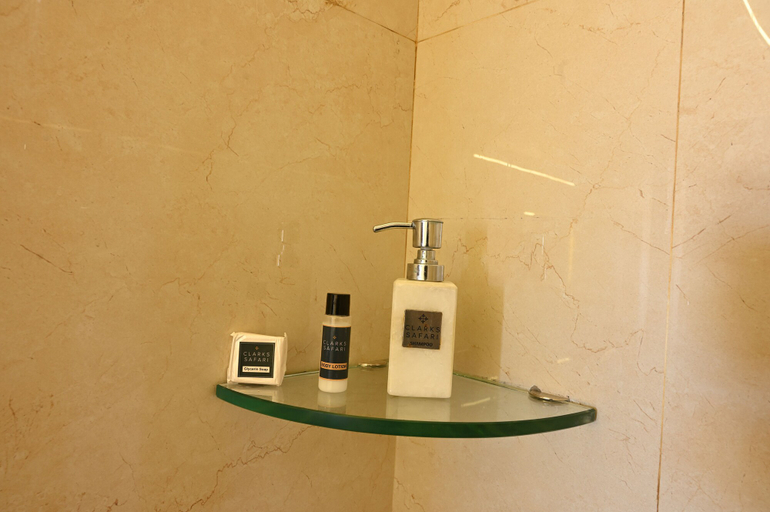 Bathroom 4, Clarks Safari Jawai, Pali