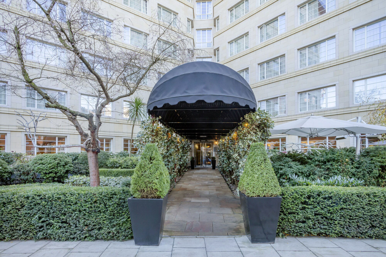 Exterior & Views 2, Melia White House Apartments, London