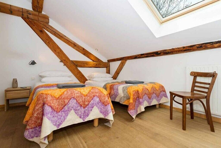 Bedroom 4, Hideout Hostel, Haute-Savoie
