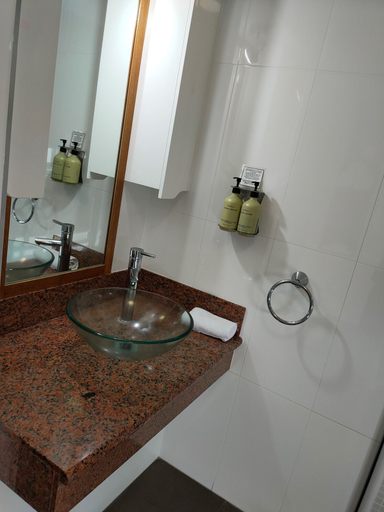 Bathroom 3, Ayr Travellers Motel, Burdekin