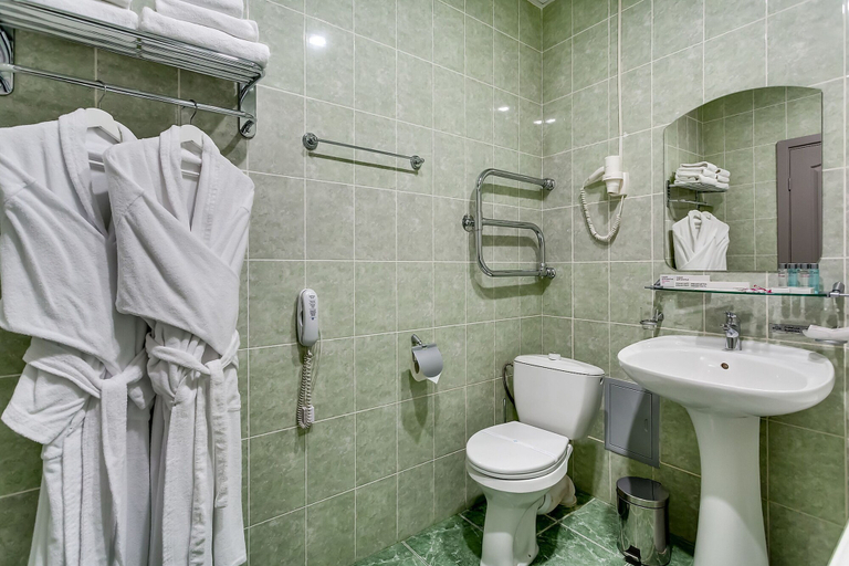 Bathroom 3, Marins Park Hotel Rostov, Aksayskiy rayon