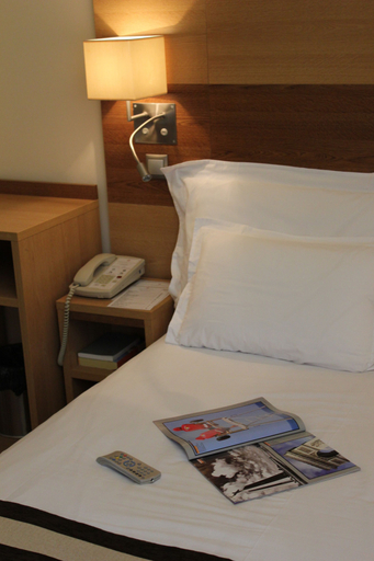 Bedroom 3, Hotel Principe Lisboa, Lisbon