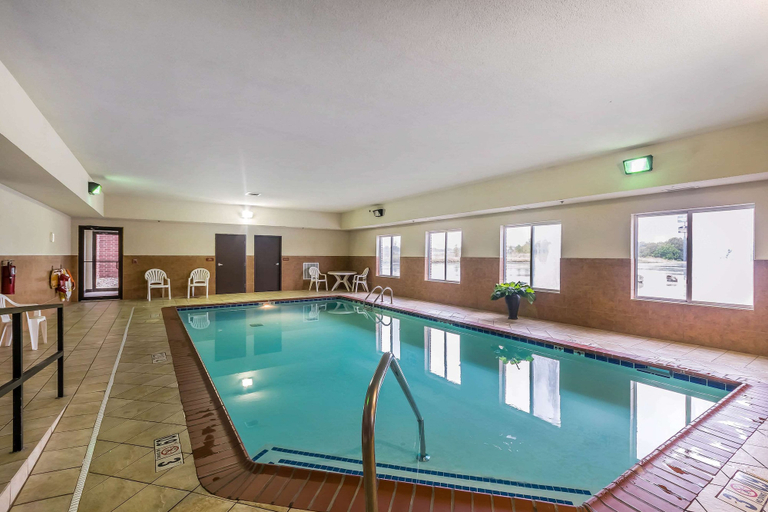 Sport & Beauty, Spark by Hilton Shepherdsville Louisville South, Bullitt