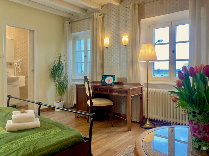 Bedroom 2, RheinRiver Guesthouse - Direkt am Rhein, Leverkusen