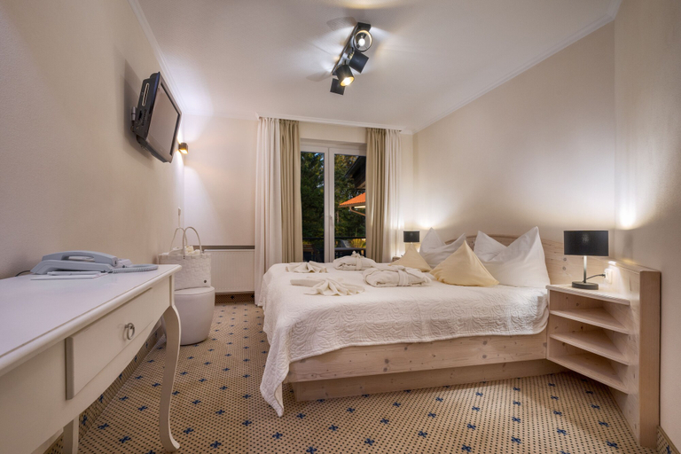 Bedroom 2, Vitalhotel Die Mittelburg, Oberallgäu