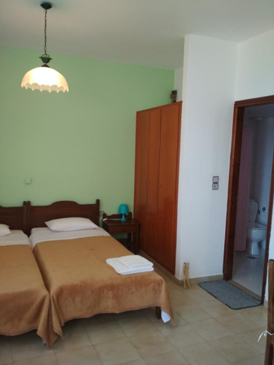 Bedroom 2, Flamingo Apartments, Crete