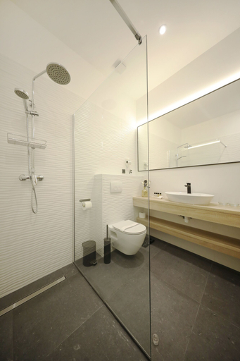 Bathroom 4, Teatro Verdi Hotel, Zadar