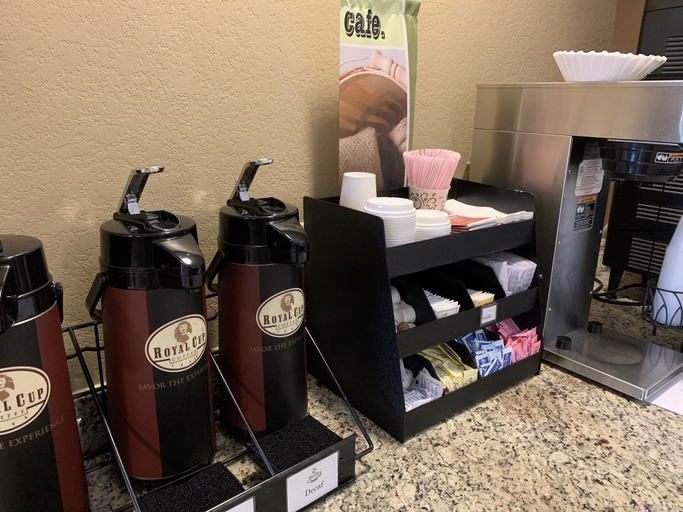 Food & Drinks 5, Microtel Inn & Suites by Wyndham Pearl River/Slidell, Saint Tammany