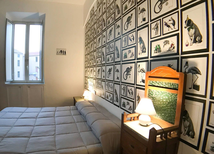 Room 4, Bilocale vista mare, Syracuse