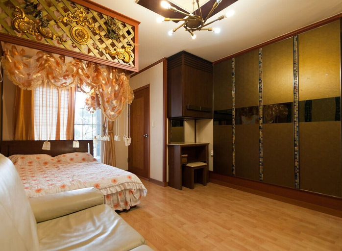 Bedroom 2, Taean White Sand Pension, Taean