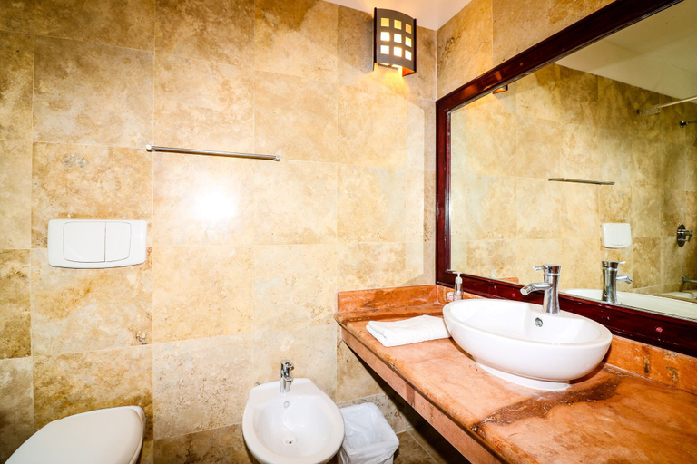 Bathroom 3, Apartment Castello 1B, Cozumel