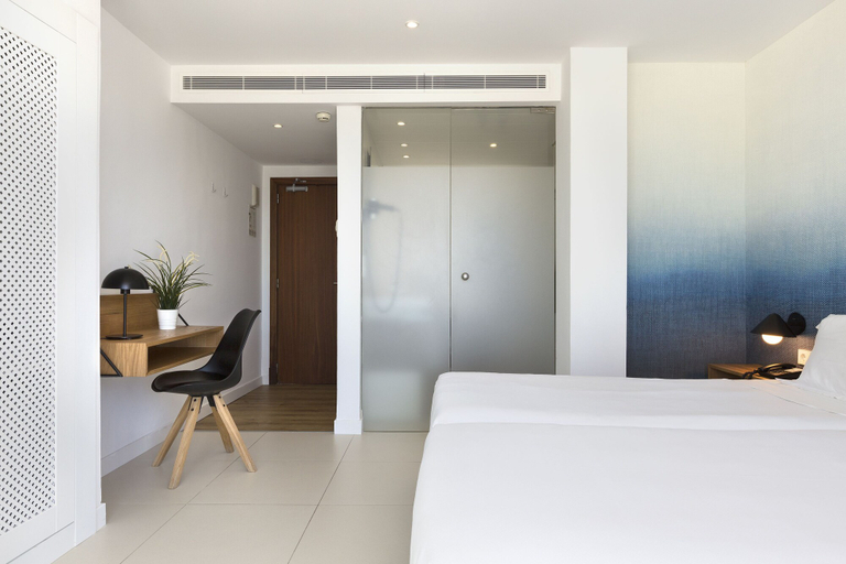 Bedroom 3, HM Tropical Hotel, Baleares
