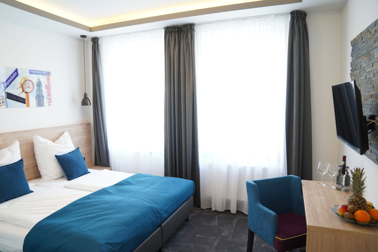 Bedroom 2, Hotel Dias, Pinneberg