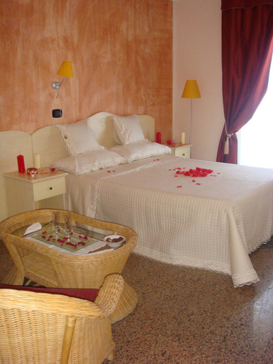 Bedroom 4, Hotel Club Costa Elisabeth, Crotone