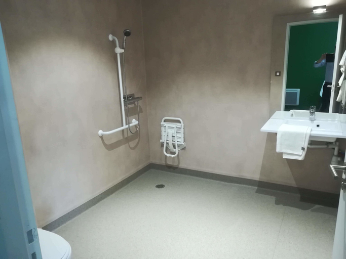 Bathroom 4, ATAO Résidence, Ille-et-Vilaine