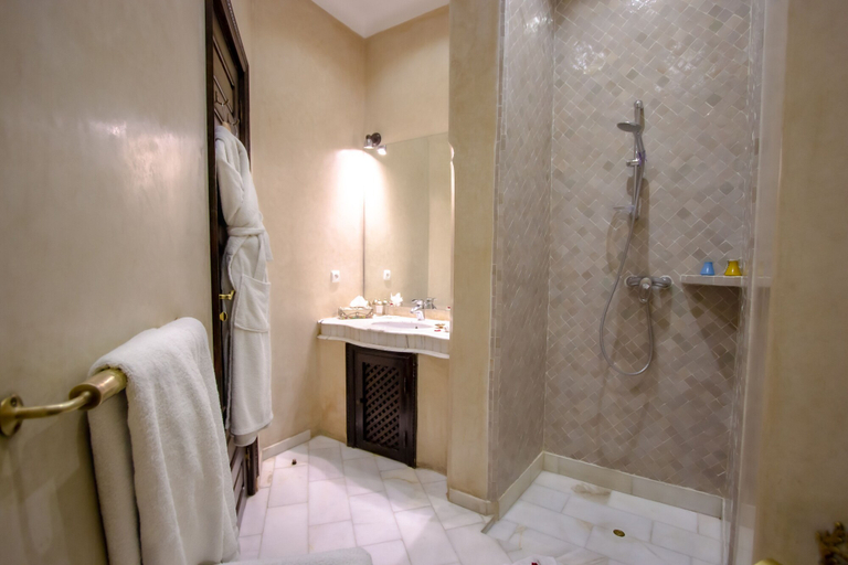 Bathroom 5, Riad Dar Anika, Marrakech