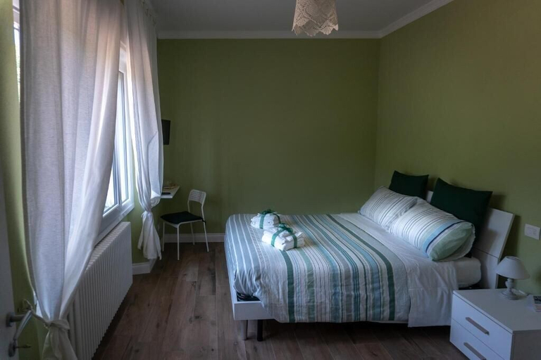 Bedroom 5, La Rosa Tra i Laghi B&B, Novara