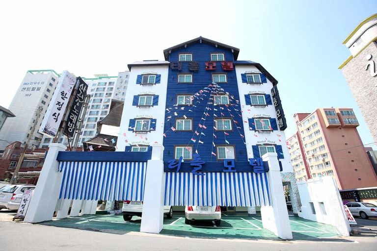 Exterior & Views 2, Tirol Motel, Dong