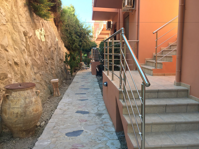 Others 5, Porto Kalyves Seaside Apartments, Crete