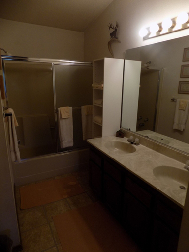 Bathroom 4, Alpine Gardens, Colfax