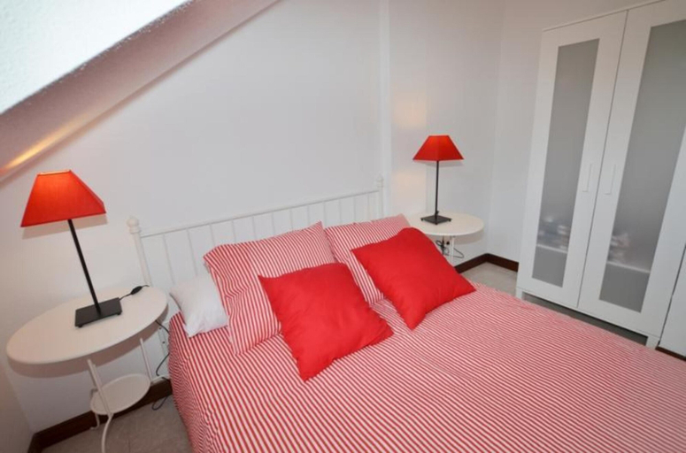 Bedroom 3, Apartment in Isla, Cantabria 102769 by MO Rentals, Cantabria