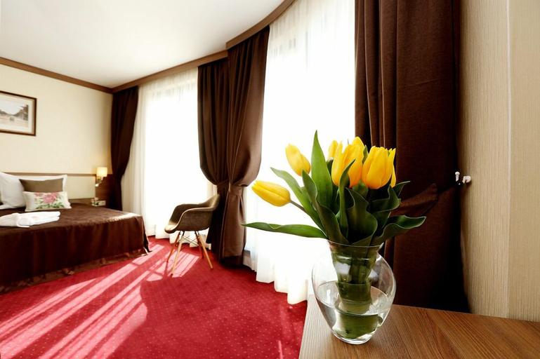 Bedroom 2, COOP Hotel, Stolichna