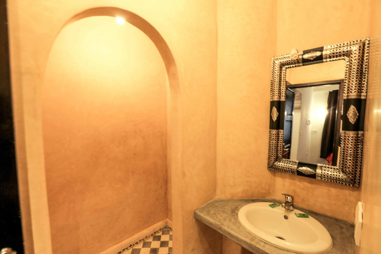 Bathroom 5, Riad Nakhla, Essaouira