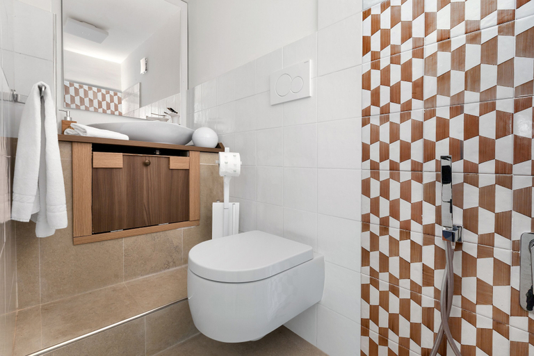 Bathroom 4, Villa Felice, Napoli