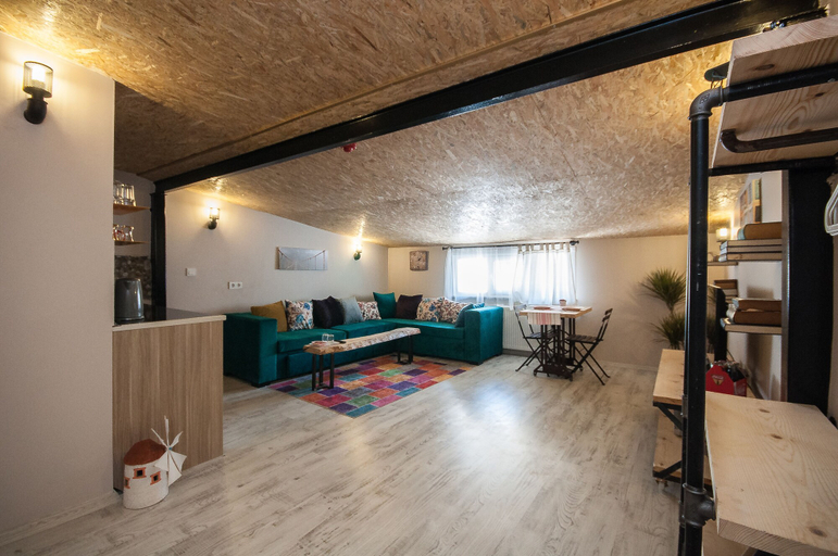 Others 5, Newway Apartments, Beşiktaş