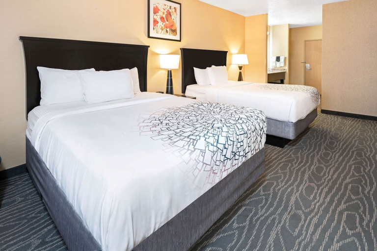 Bedroom 3, La Quinta Inn & Suites by Wyndham Logan, Cache