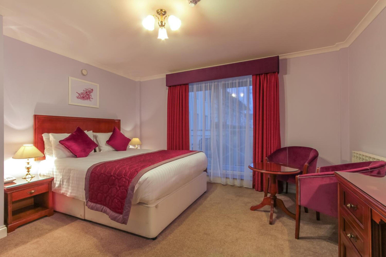 Bedroom 3, Les Rocquettes Hotel