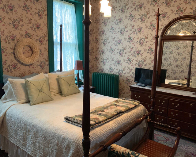Bedroom 3, Susquehanna Manor Inn, Lancaster