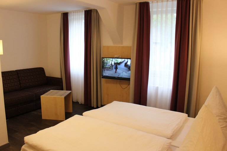 Bedroom 4, Gasthaus Kraft, Kassel