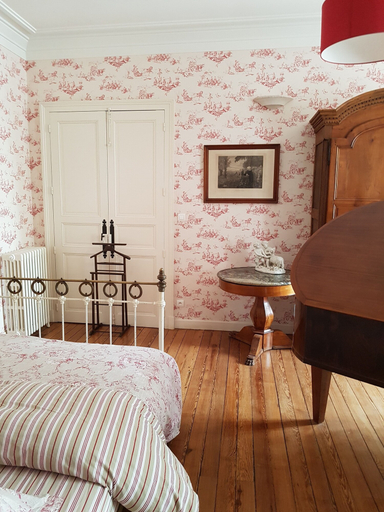 Bedroom 2, Chez Louise, Tarn