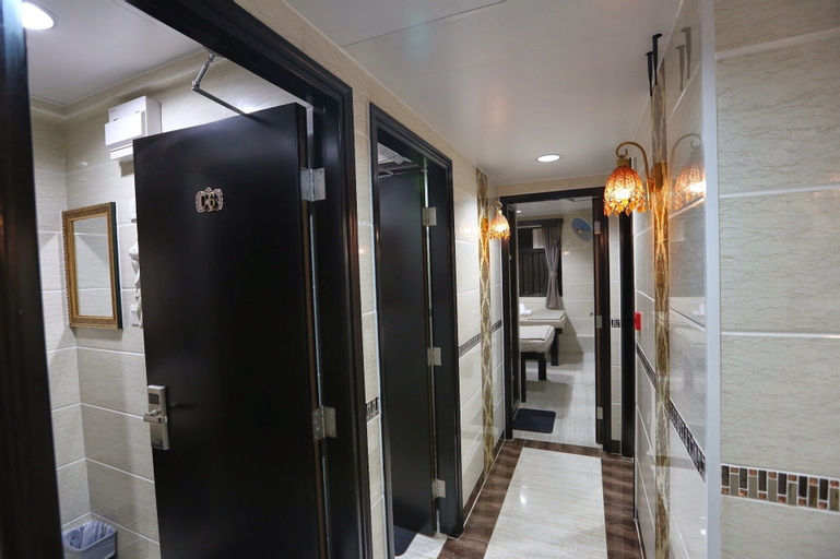 Others 5, Asia Inn, Kowloon